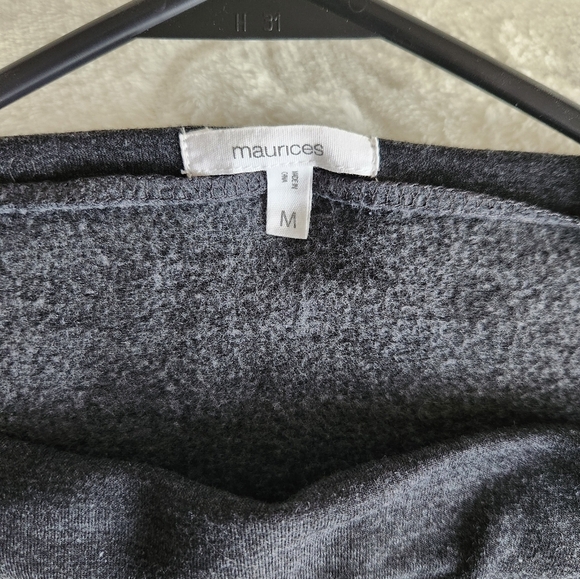 Maurices size Medium - Picture 3 of 3